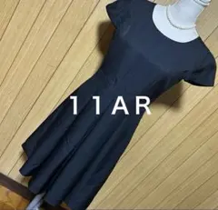 黒のひざ丈ワンピース セレモニー