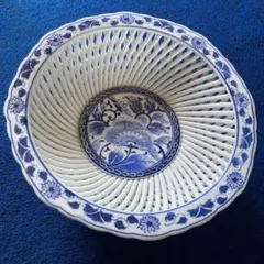 有田焼 琴峰窯造 網目透かし染付菓子鉢　フルーツ盛り鉢のサムネイル