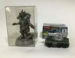ゴジラ×メカゴジラ　公開記念劇場限定版チョロQ　メタルフィギュア　セットのサムネイル