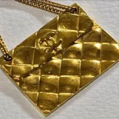 美品 CHANEL 93A マトラッセ ココマーク ブローチ