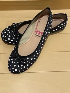 靴 フラットシューズ