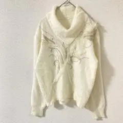 ハイネックセーター　ニット　刺繍　パール　羽　アンゴラ　ウール混　日本製　伸縮性