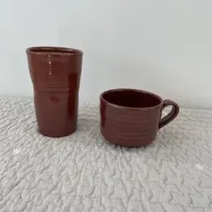 陶器　陶芸　お酒　晩酌　茶色い陶器のカップとタンブラー