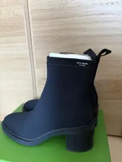 kate spade 黒 ショートブーツ