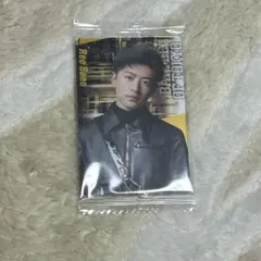 佐野玲於 BOT ウエハース メタリックプラカード