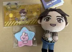 BTS TinyTAN ジョングク キーホルダー 缶バッジ BT21 マスコット