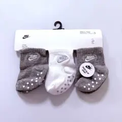 Nike ベビー靴下 3足セット　6-12カ月