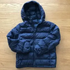 ユニクロ　キッズ　ライトウォームパデットパーカ　ネイビー　130