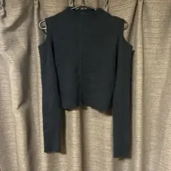 オフショルダー 黒 リブニット