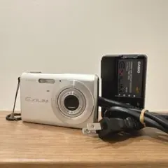 CASIO カシオ EXILIM EX-Z60 コンデジ Amazon | CASIO デジタルカメラ EX-Z60 EXILIM ZOOM シルバー