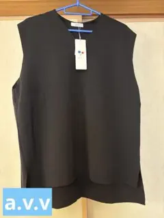 新品タグ付き★a.v.v レディース Ｖネックニットベスト　黒