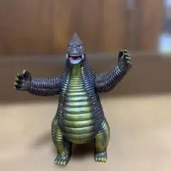 ワンフェス　レッドキング　ソフビ　ウルトラマン 怪獣 ワンフェス レッドキング ソフビ ウルトラマン 怪獣 - メルカリ