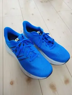 【美品】ニューバランス FuelCell Propel v4 26.5cm