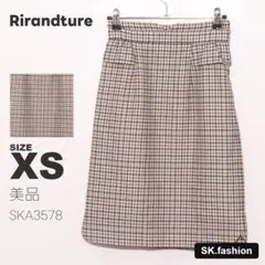 美品 Rirandture スカート 膝丈　チェック柄　フリル　サイドジップのサムネイル