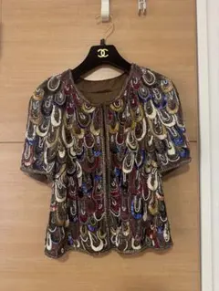 エスカーダ　ノーカラー　ビーズ刺繍 ノーカラージャケット ボレロ 36