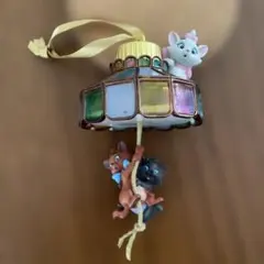 ディズニーストア　おしゃれキャット　オーナメント　クリスマスのサムネイル
