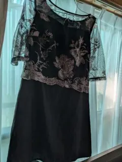 レディース服SCENE刺繍入り黒五分袖チュニック