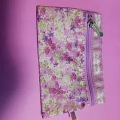 Lesportsac 花柄ポーチ