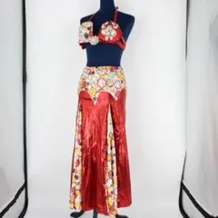 【ベリーダンス用オリエンタル衣装】多数ビジュー付き ラメ入りレッド 上下セット