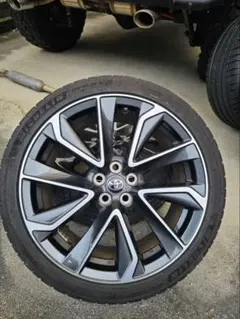 トヨタ純正 18インチ タイヤホイールセットその3のサムネイル