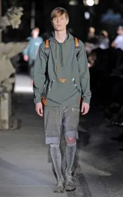 2026年最新】undercover アンダーカバー lessの人気アイテム - メルカリ