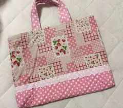 ハンドメイド　レッスンバッグ　いちごドット柄　ピンク