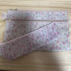 リバティ　ラミネート　ダブルファスナーポーチとペンケースのセット