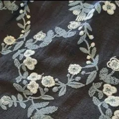 a*ミナペルホネン flower crown チャコール はぎれ 生地