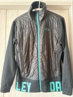 【値下げ中】Oakley メンズジャケット 黒/緑　オークリー　ゴルフウェア　M