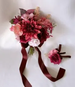 アーティフィシャルフラワー　結婚式　前撮り　クラッチブーケ　バーガンディ　赤