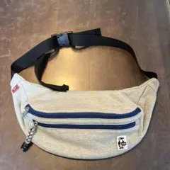 CHUMS ボディバッグ　メッセンジャーバッグ　グレー