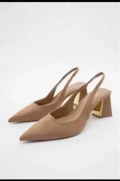 【新品未使用】ZARA バックストラップチャンキーヒールパンプス　ベージュ系