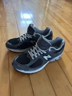 New Balance U2002RA グレー/ブラック 27.5cm