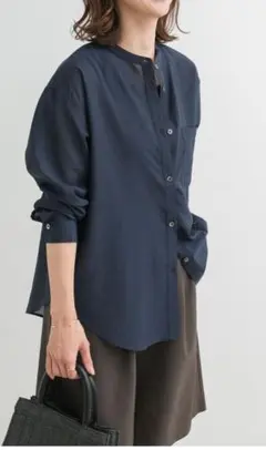 『UR TECH』バンドカラーシャツ ネイビー