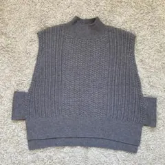 未使用URBAN RESEARCH ノースリーブセーター