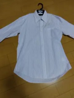 ストライプ長袖シャツ（白と薄紫）