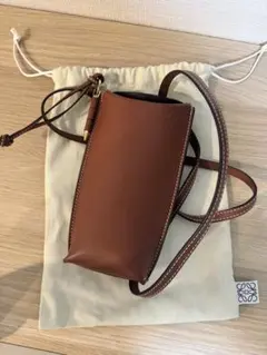 LOEWE スマホショルダーバッグ ブラウン 2026年最新】LOEWE カラー：ブラウン系 レディース スマホショルダー