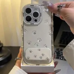 犬の足跡デザイン iPhone12 pro MAX用ケース　鏡付き(未使用品)