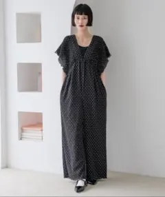【新品未使用】LOWRYSFARM☆ヨウリュウシャーリングサロペット ドットのサムネイル