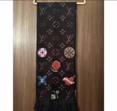 Louis Vuitton マフラー 黒 ピンク