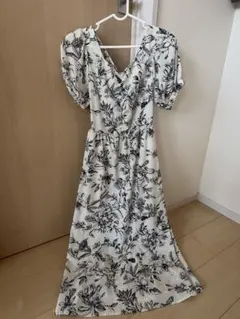 GRL ワンピース　Mサイズ
