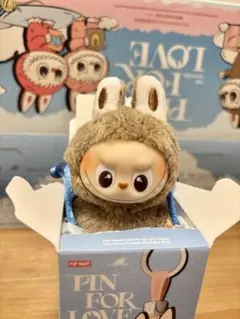 ラブブ LABUBU PIN FOR LOVE ポップマート ぬいぐるみ 【&】