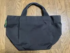 Item thumbnail for item 7e9e1ff1-a87a-4b6d-8b33-a161c10ff69d