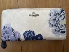 COACH フラワーパターン 二つ折り財布