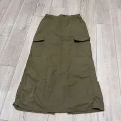 GU カーキ　カーゴスカート