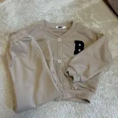 ベージュ セットアップ