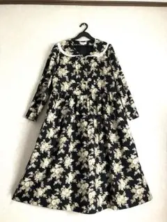 専用　フラワープリント ヴィンテージロングワンピース　美品　M〜Lぐらい