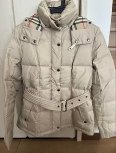 佐77】BURBERRYブラウンフード付きダウンジャケット - メルカリ