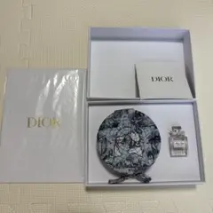【新品未使用】Diorジュエリーケースとミスディオール香水セット&ブックマーク付