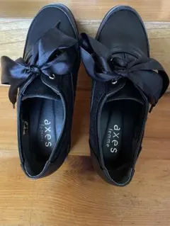 美品！axes femme 黒 リボン付きカジュアルシューズ